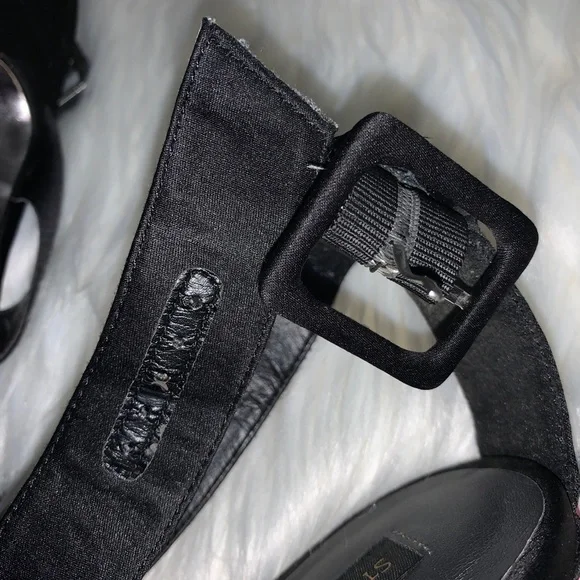 Steve Madden Luxe bejeweled dress sandal - Picture 6 of 6